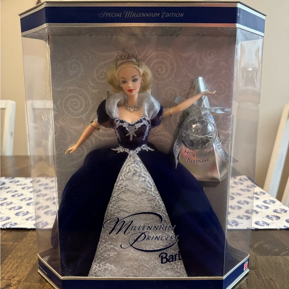 Barbie Special Millennium Edition in Blue and Silver Mint Condition